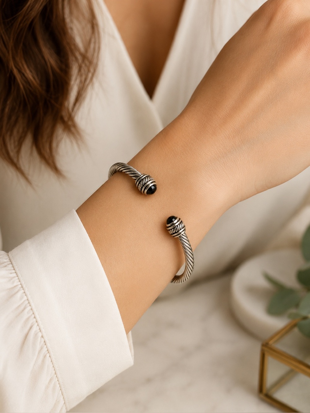 Vintage Twisted Cable Cuff Bracelet Silver Tone Black Stone Open Bangle